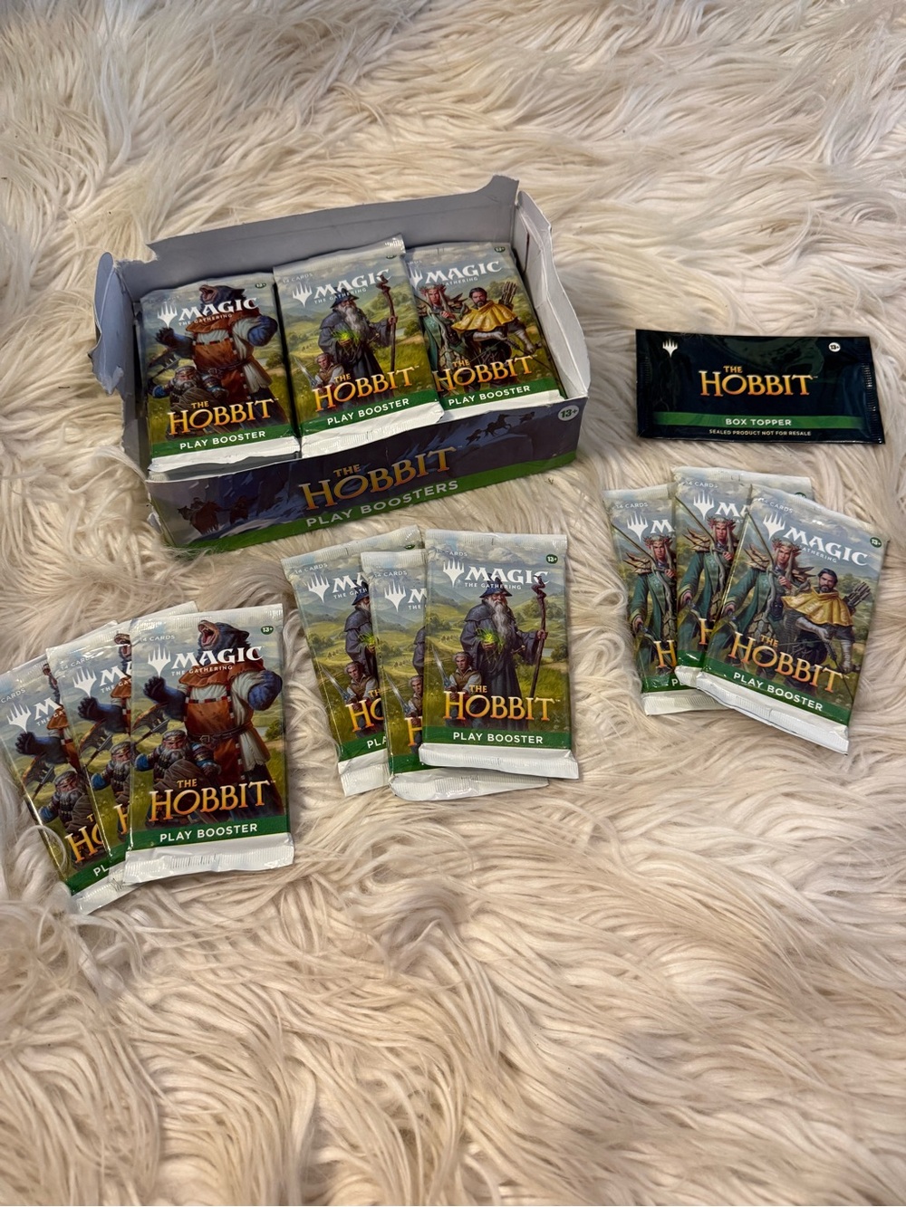 Magic: The Gathering The Hobbit Play Booster Box
